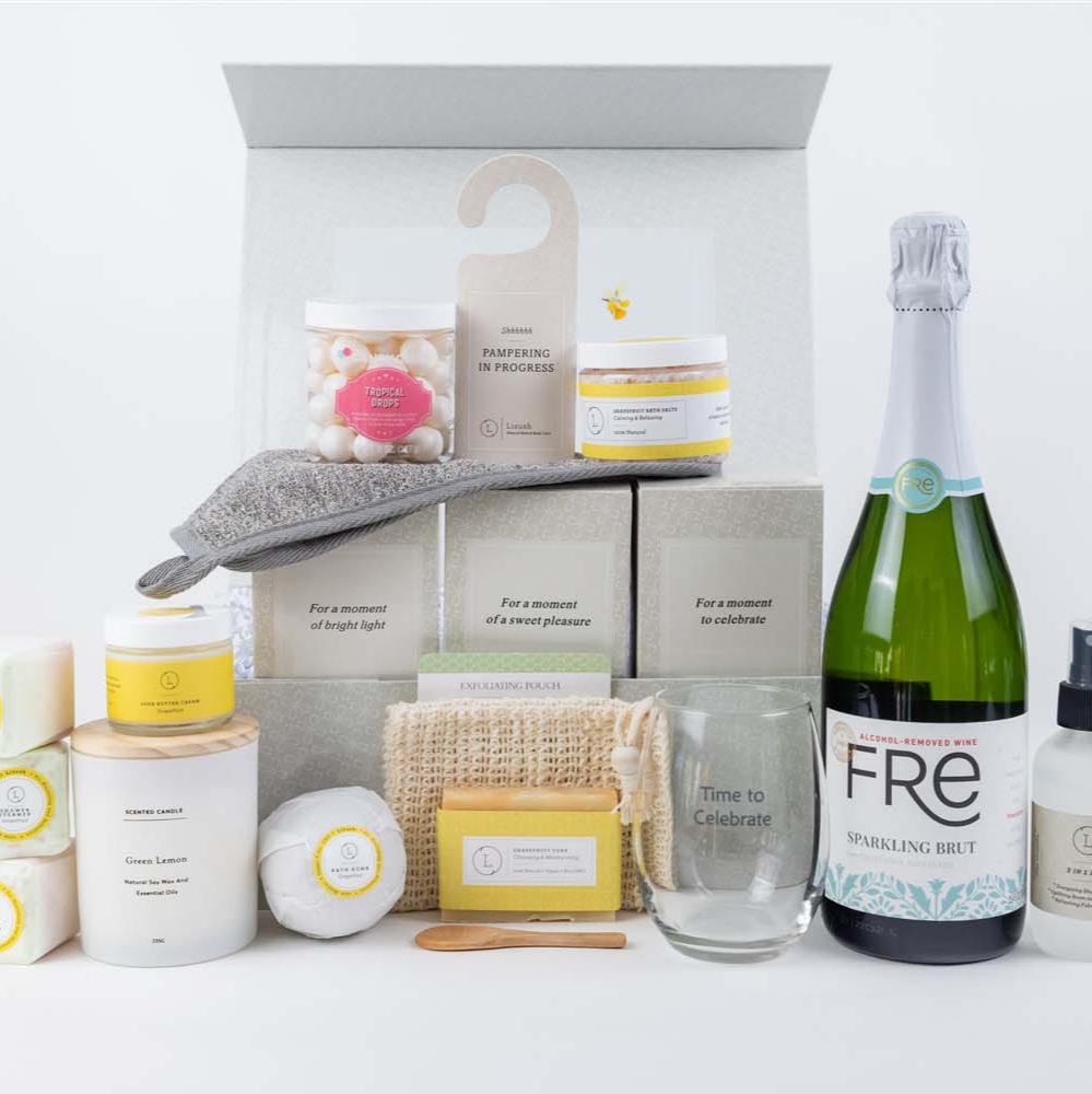 Congratulations gift basket, Celebration gift box